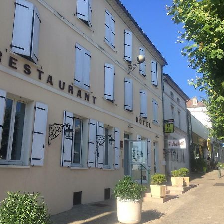 Hotel Restaurant La Boule D'Or Barbezieux-Saint-Hilaire Eksteriør billede
